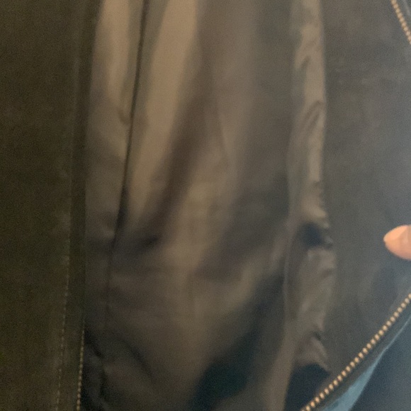 I have a suede and leather jacket - Picture 10 of 11